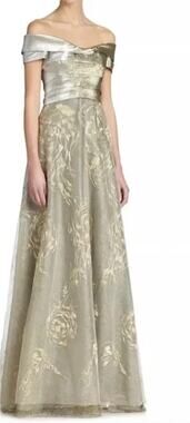 Rene Ruiz Tiered Tulle Off The Shoulder Gold floral detail Gown. Size 8
